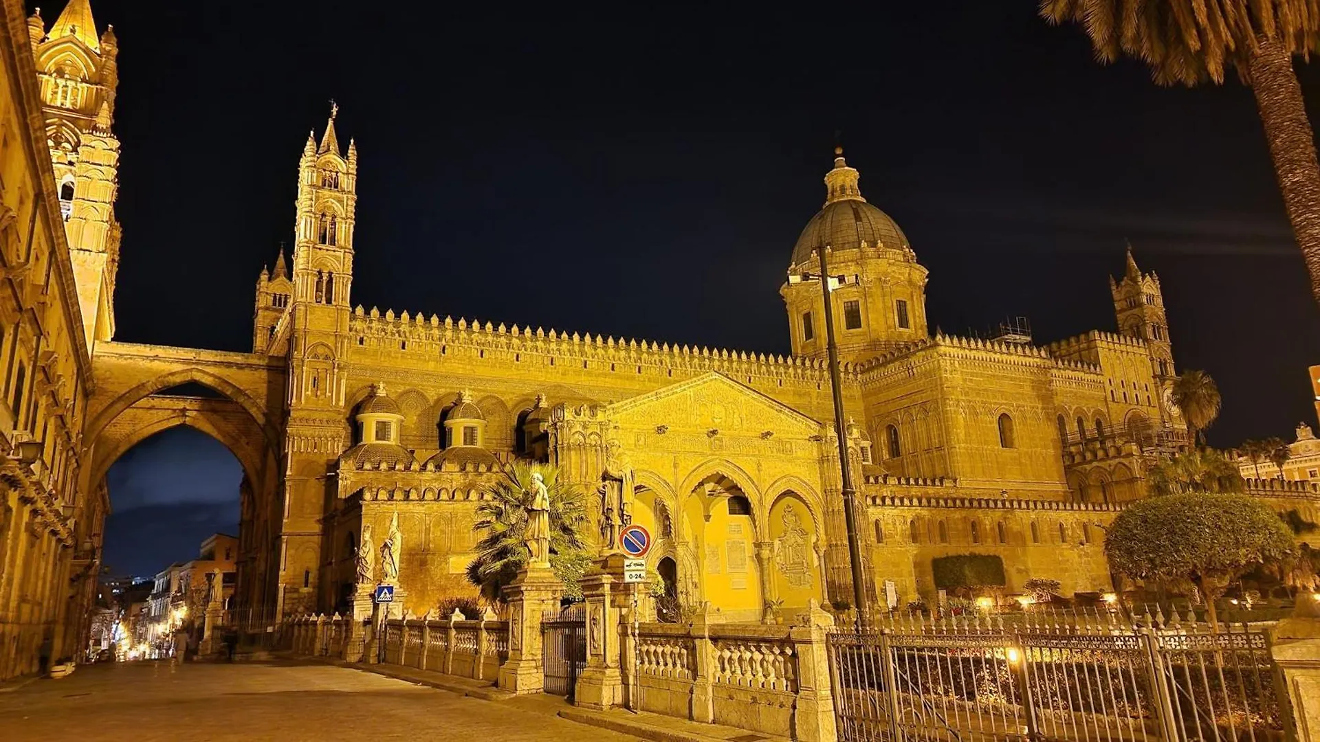 Pomelia House Apartment Palermo Italy